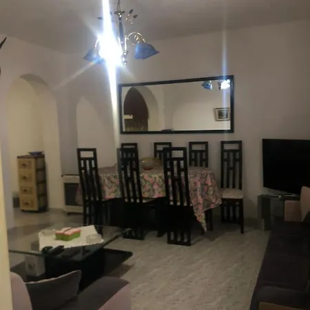 Flora's Place Sarande